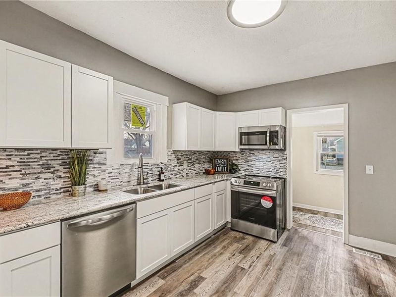 1100 Hughes Street, Middletown, OH 45042 Photo 11