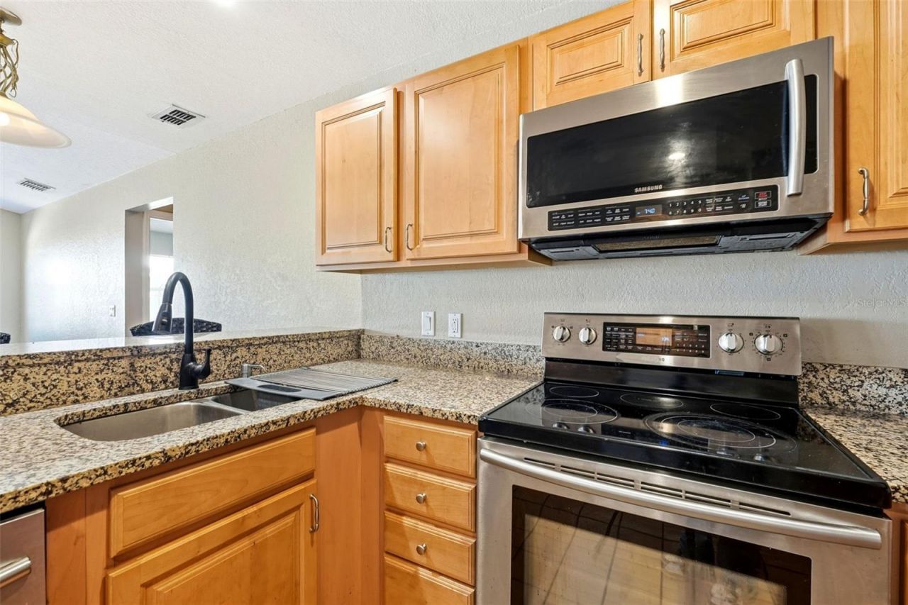 2120 Wildwood Lane, Auburndale, FL 33823 Photo