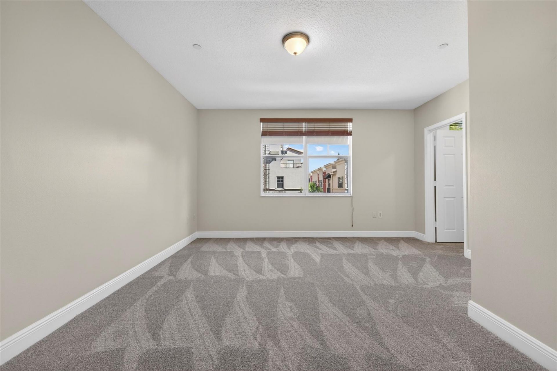 1033 NE 17th Way, Unit 1103, Fort Lauderdale, FL 33304 Photo