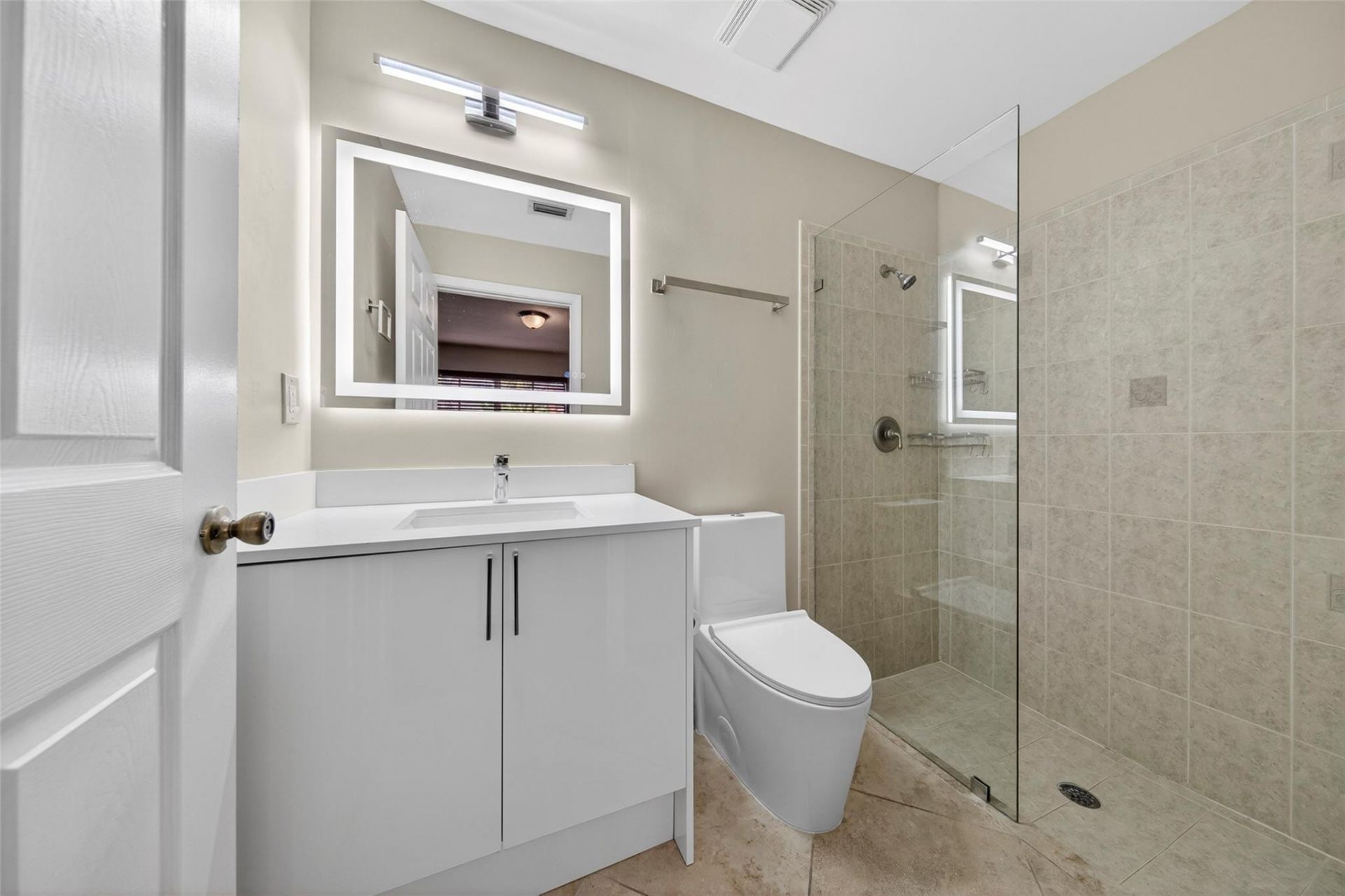 1033 NE 17th Way, Unit 1103, Fort Lauderdale, FL 33304 Photo