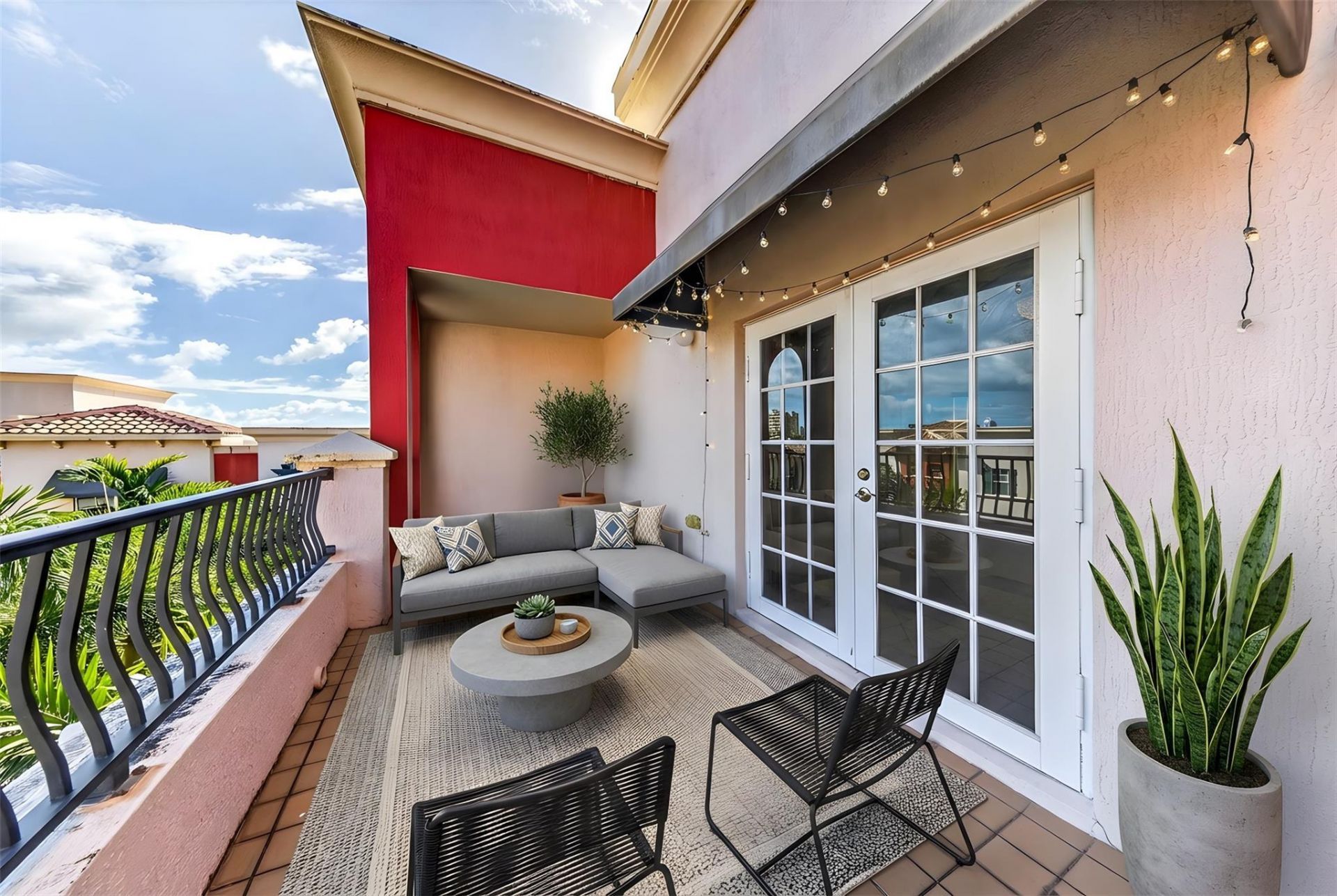 1033 NE 17th Way, Unit 1103, Fort Lauderdale, FL 33304 Photo