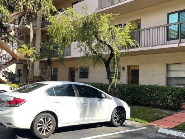 6080 N Sabal Palm Blvd, Unit 103, Tamarac, FL 33319