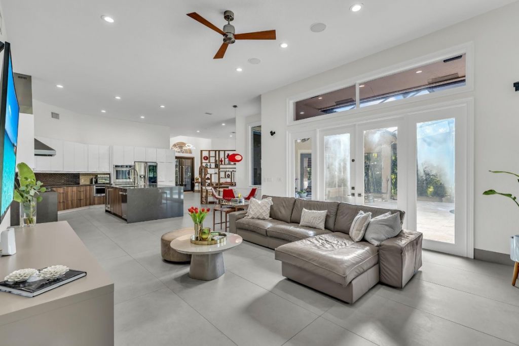 6331 NW 93rd Drive, Parkland, FL 33067 Photo