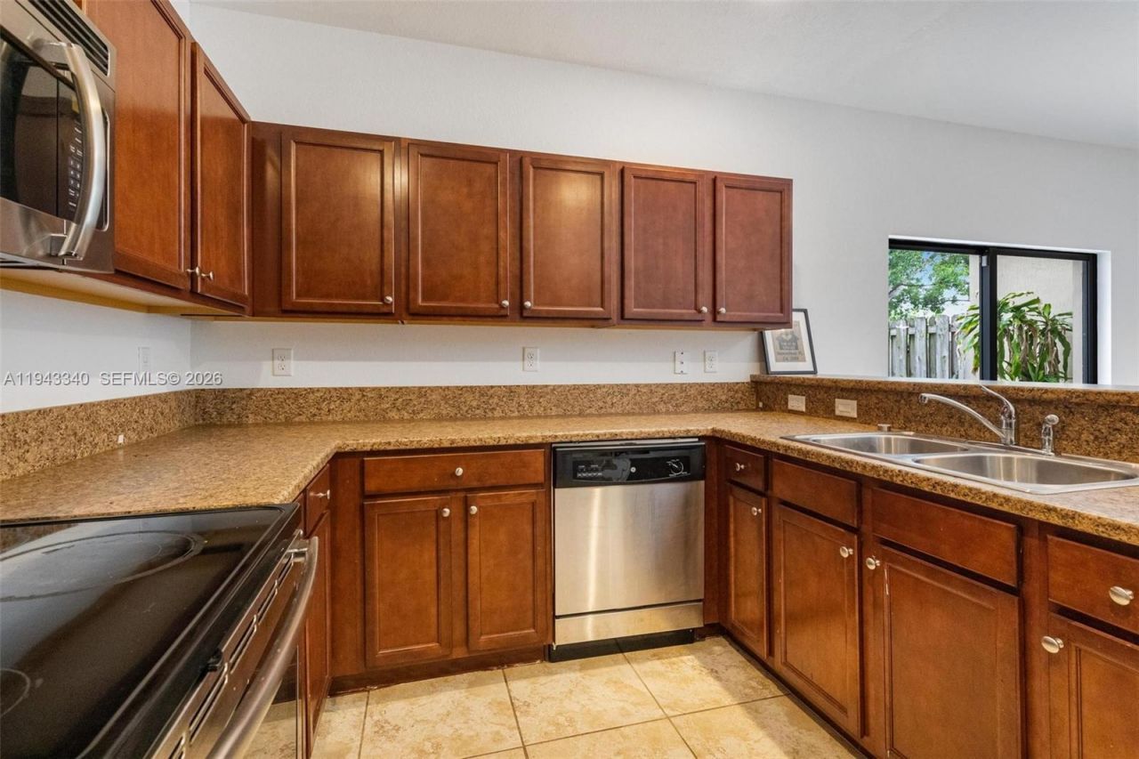 749 SE 32nd Ter, Unit 749, Homestead, FL 33033 Photo