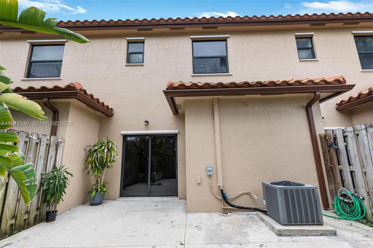 749 SE 32nd Ter, Unit 749, Homestead, FL 33033 Photo