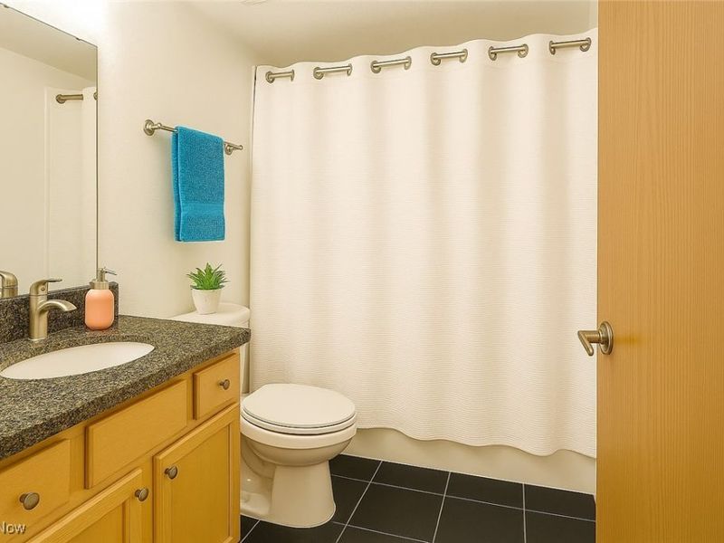 2222 Detroit Avenue, Unit 810, Cleveland, OH 44113 Photo 13