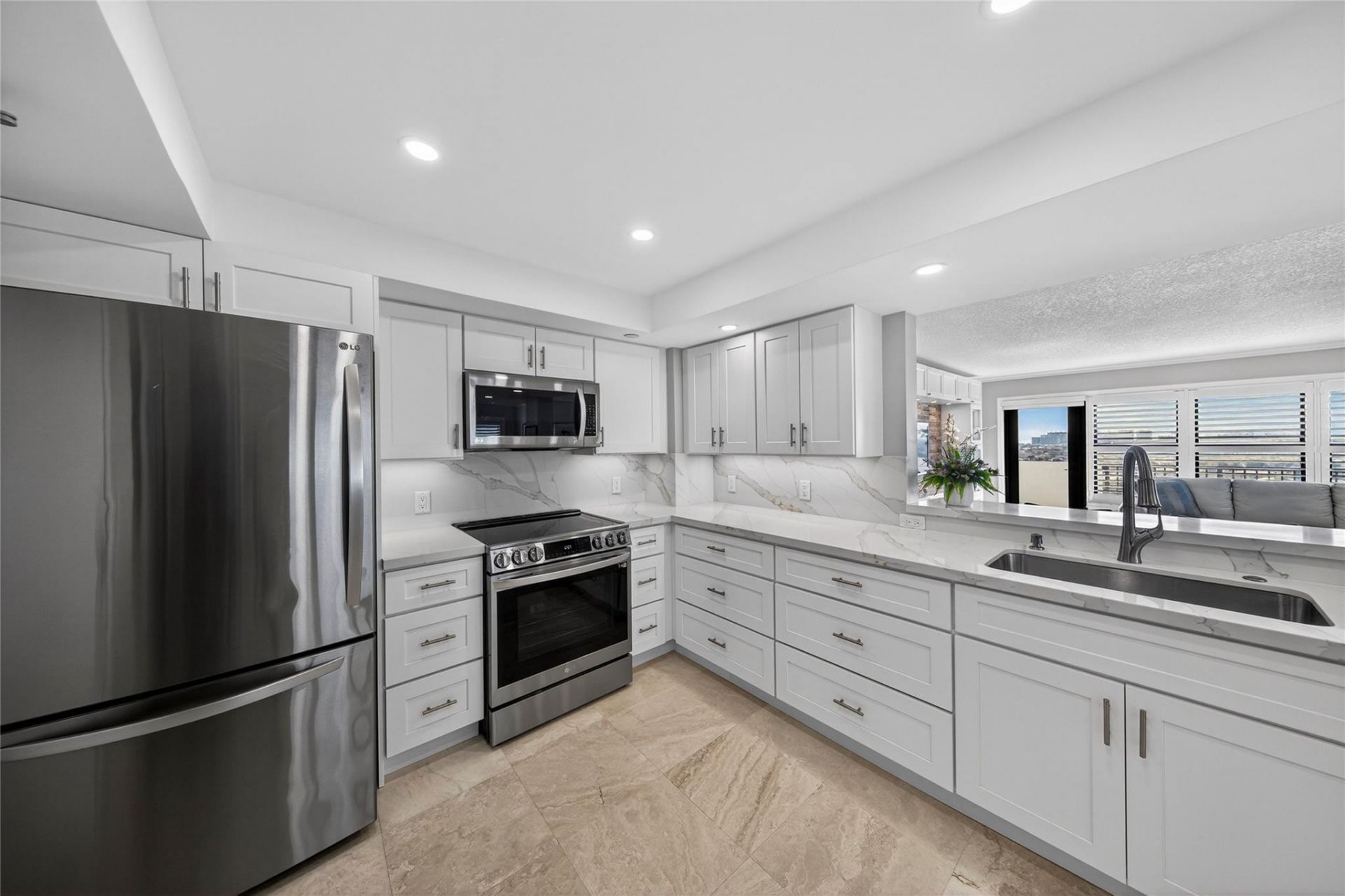 3200 Port Royale Drive, Unit 1706, Fort Lauderdale, FL 33308 Photo