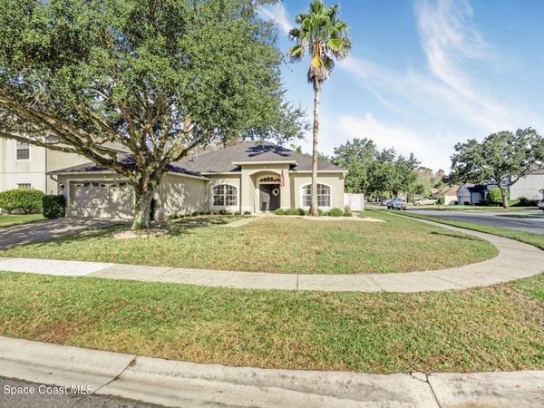 5895 Autumn Chase Circle, Sanford, FL 32771