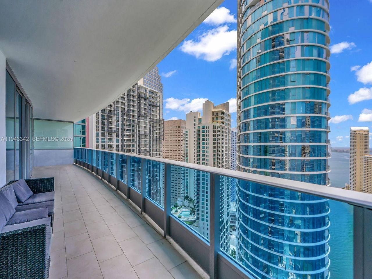 200 Biscayne Boulevard Way, Unit 3603, Miami, FL 33131 Photo
