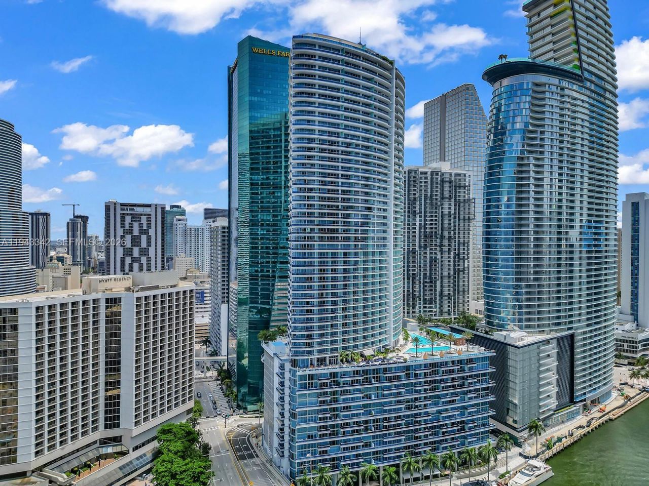 200 Biscayne Boulevard Way, Unit 3603, Miami, FL 33131 Photo