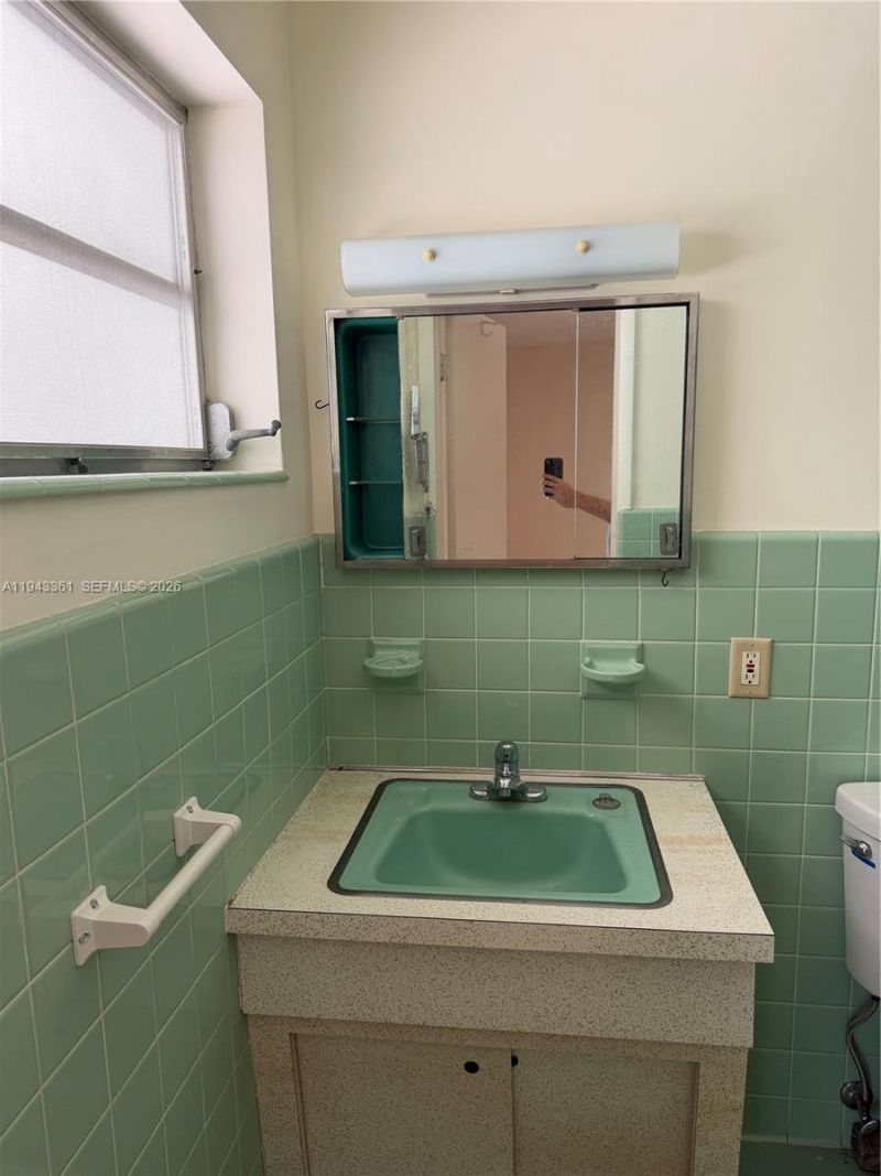 3140 Hollywood Blvd, Hollywood, FL 33021 Photo