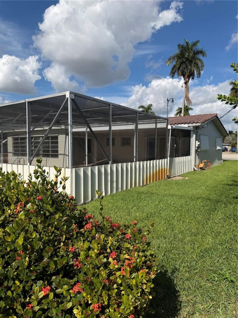 3140 Hollywood Blvd, Hollywood, FL 33021 Photo