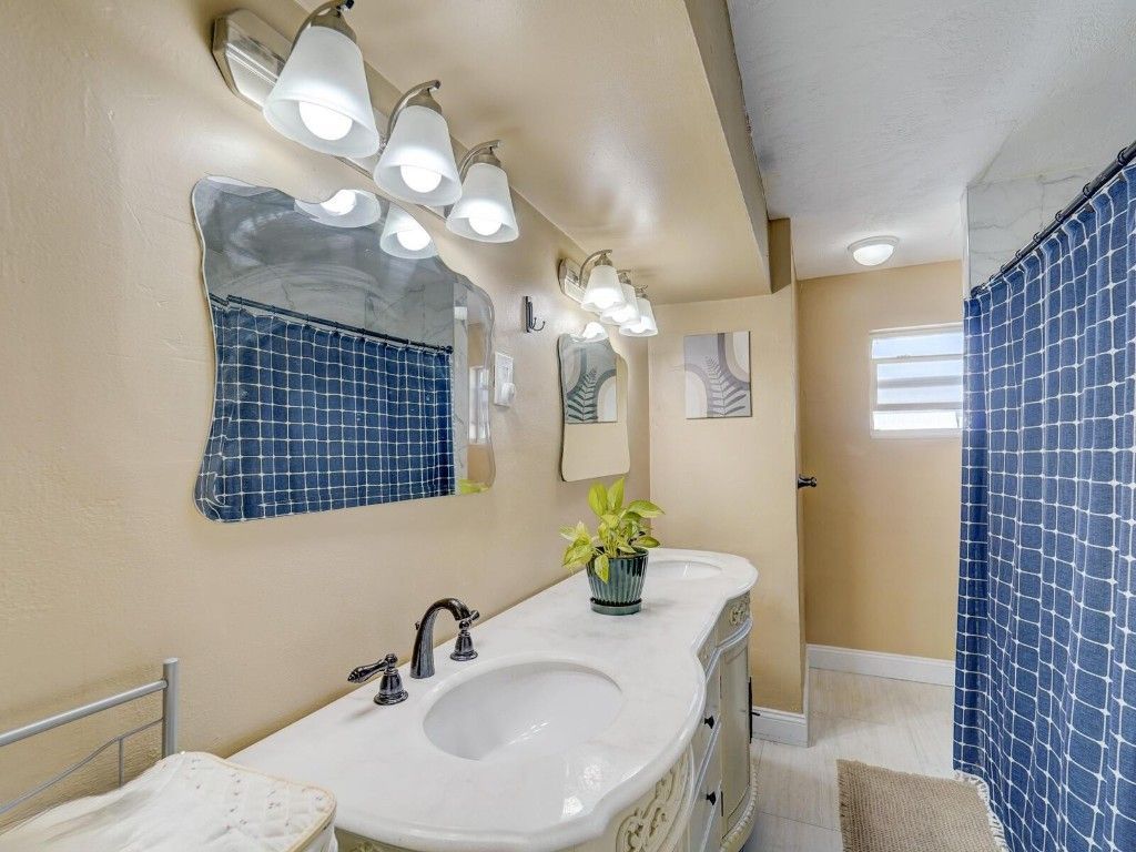 1621 SW 3rd Avenue, Pompano Beach, FL 33060 Photo