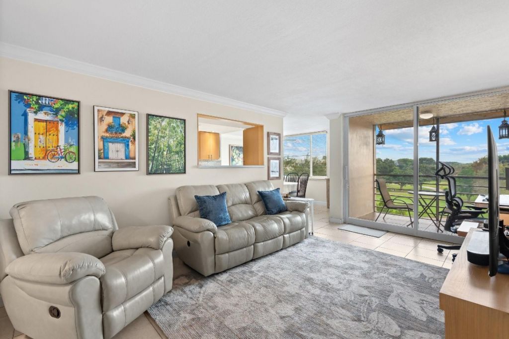 9470 Live Oak Place, Unit 409, Davie, FL 33324 Photo