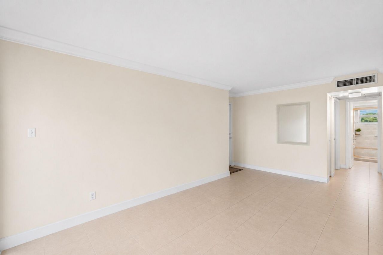 9470 Live Oak Place, Unit 409, Davie, FL 33324 Photo