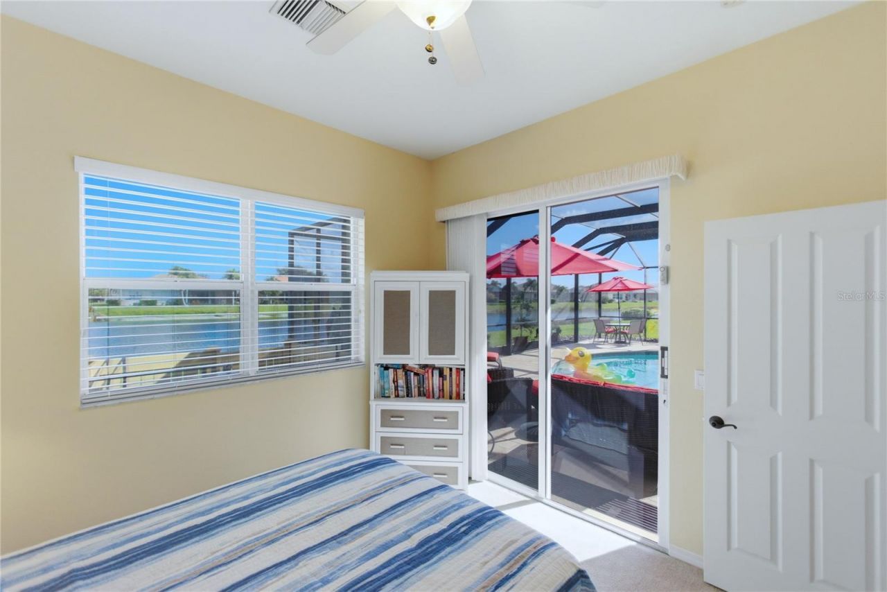 677 Lakescene Drive, Venice, FL 34293 Photo