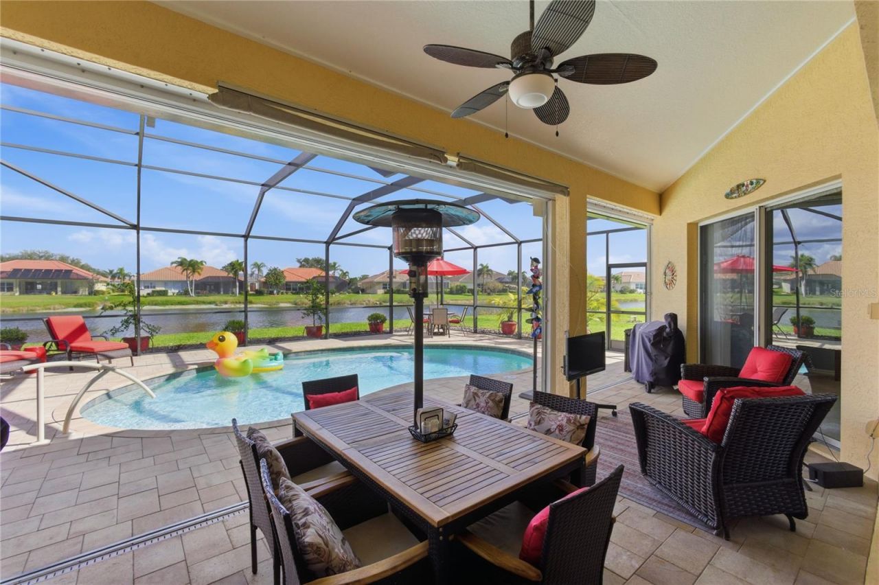 677 Lakescene Drive, Venice, FL 34293 Photo