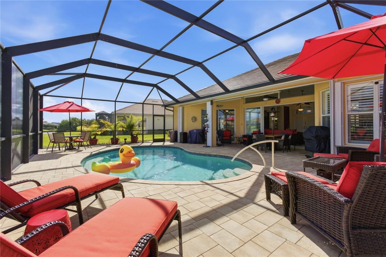 677 Lakescene Drive, Venice, FL 34293 Photo