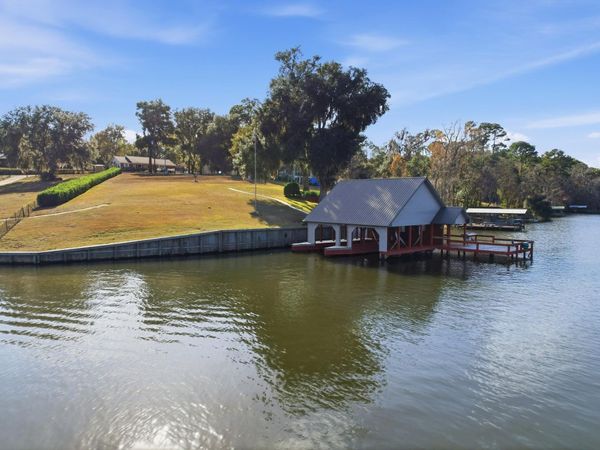 1835 COLLINS LANDING Road, Tallahassee, FL 32310