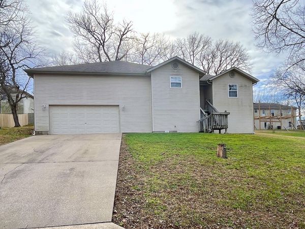 134 Wright Road, Reeds Spring, MO 65737