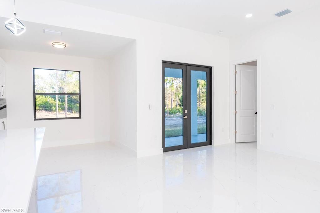 916 Jefferson Ave, Lehigh Acres, FL 33936 Photo