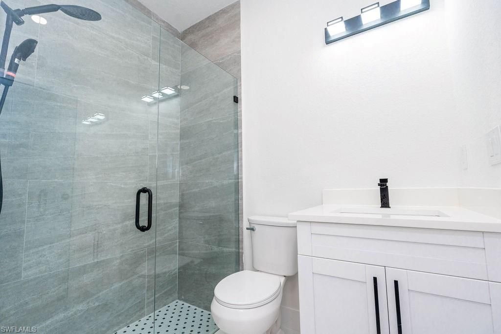 916 Jefferson Ave, Lehigh Acres, FL 33936 Photo