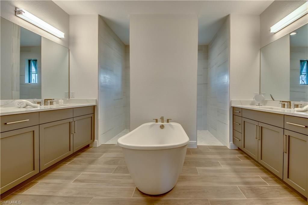 1732 SE 40th Ter, Cape Coral, FL 33904 Photo