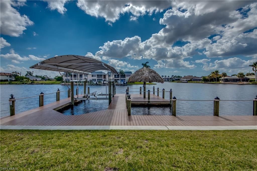 1732 SE 40th Ter, Cape Coral, FL 33904 Photo