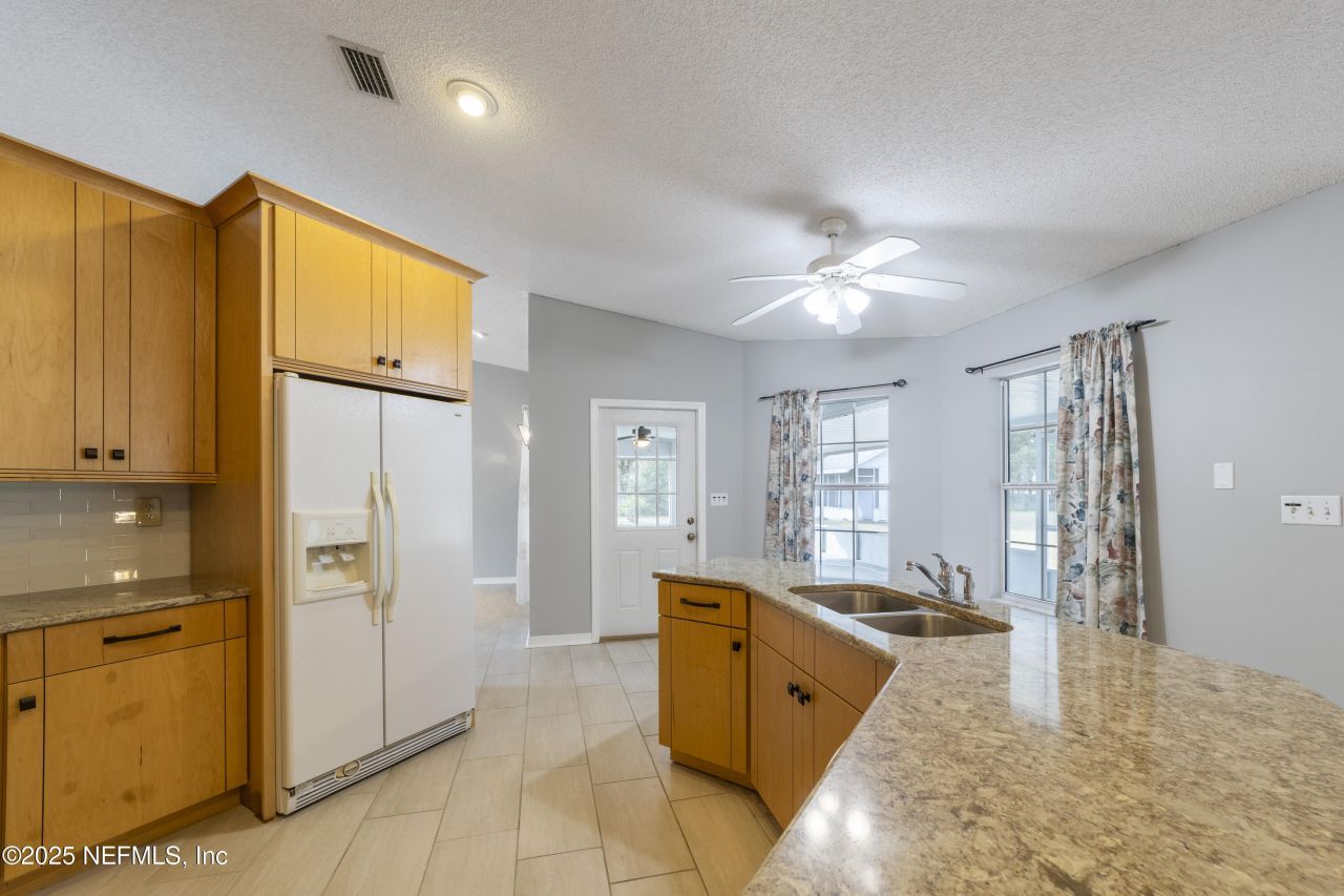 1055 Old Gainesville Highway, Interlachen, FL 32148 Photo