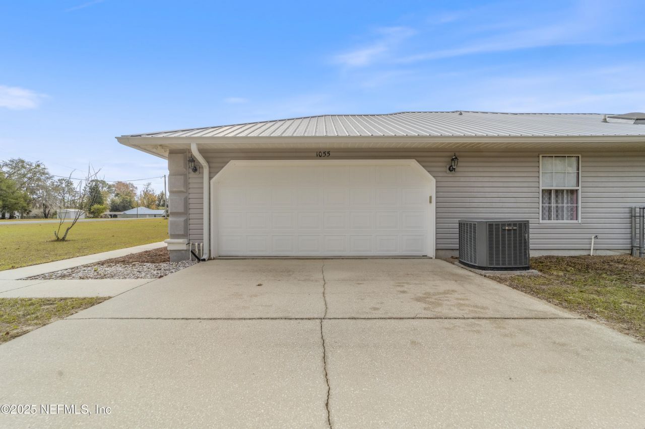 1055 Old Gainesville Highway, Interlachen, FL 32148 Photo