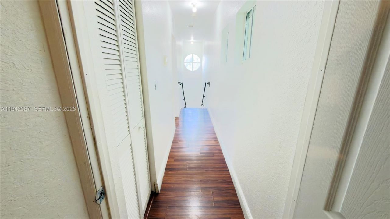 16585 NE 3 Ave, Miami, FL 33162 Photo