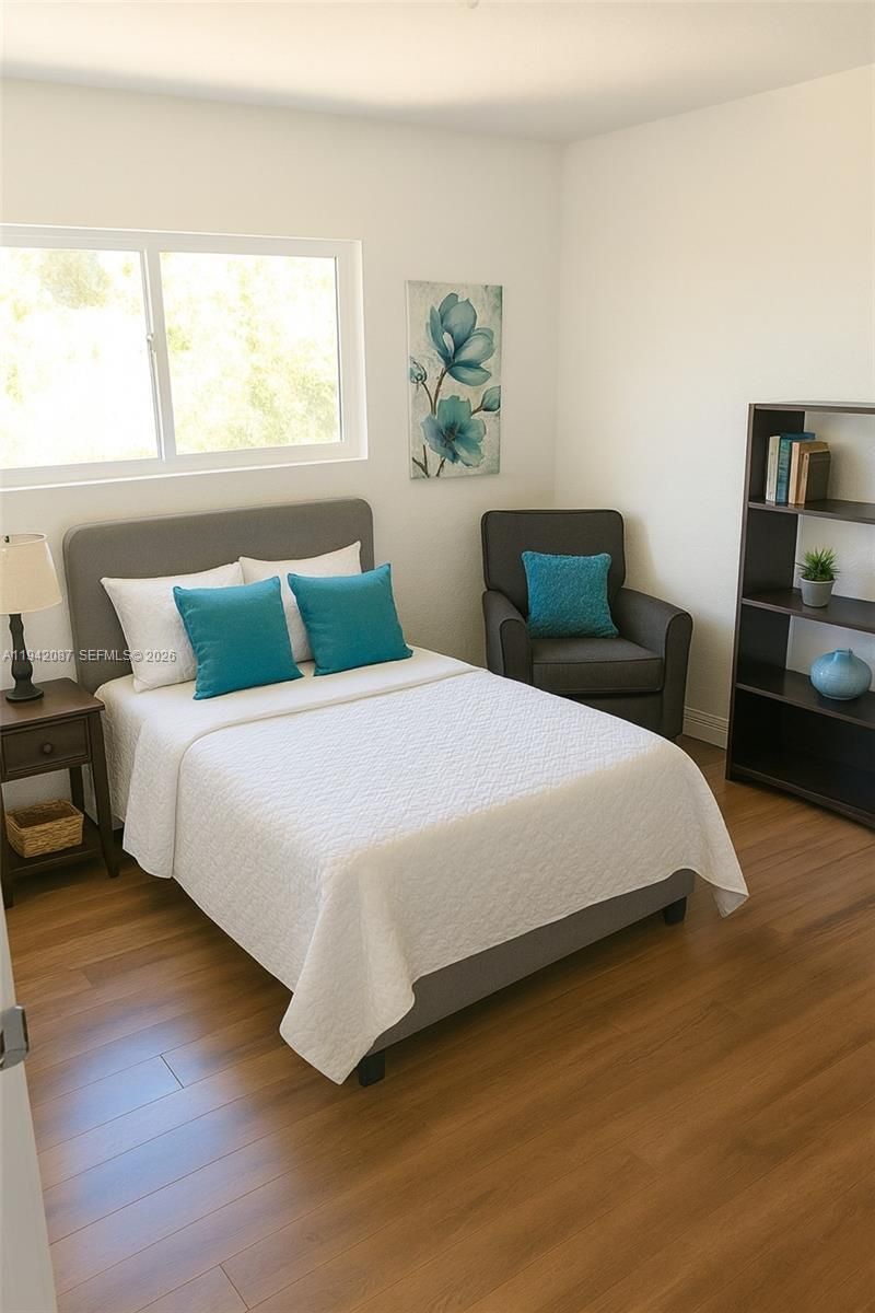 16585 NE 3 Ave, Miami, FL 33162 Photo