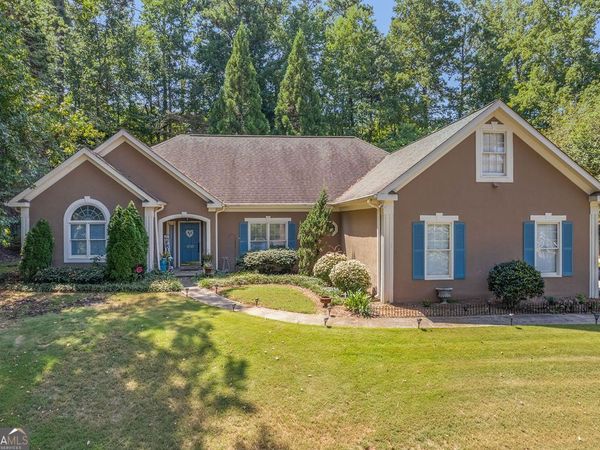 100 South Shore Drive, Newnan, GA 30263