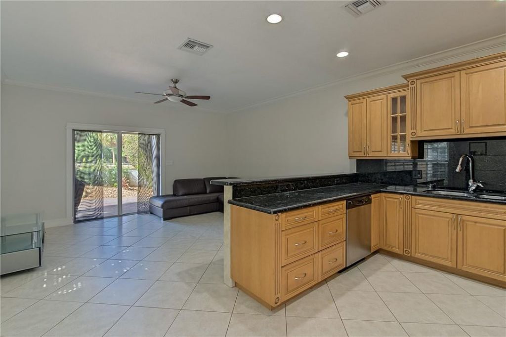 19 SE 19 Avenue, Pompano Beach, FL 33060 Photo