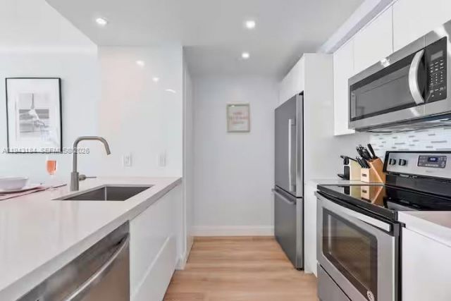 2889 Mcfarlane Rd, Unit 1614, Miami, FL 33133 Photo