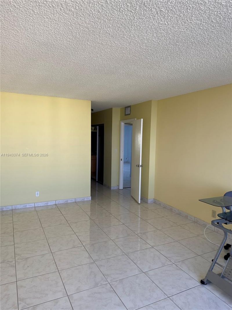 3800 E Ocean Dr , Unit 1518, Hollywood, FL 33019 Photo