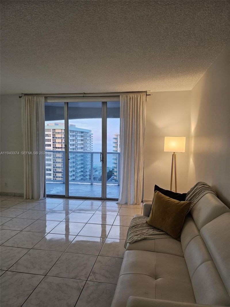 3800 E Ocean Dr , Unit 1518, Hollywood, FL 33019 Photo