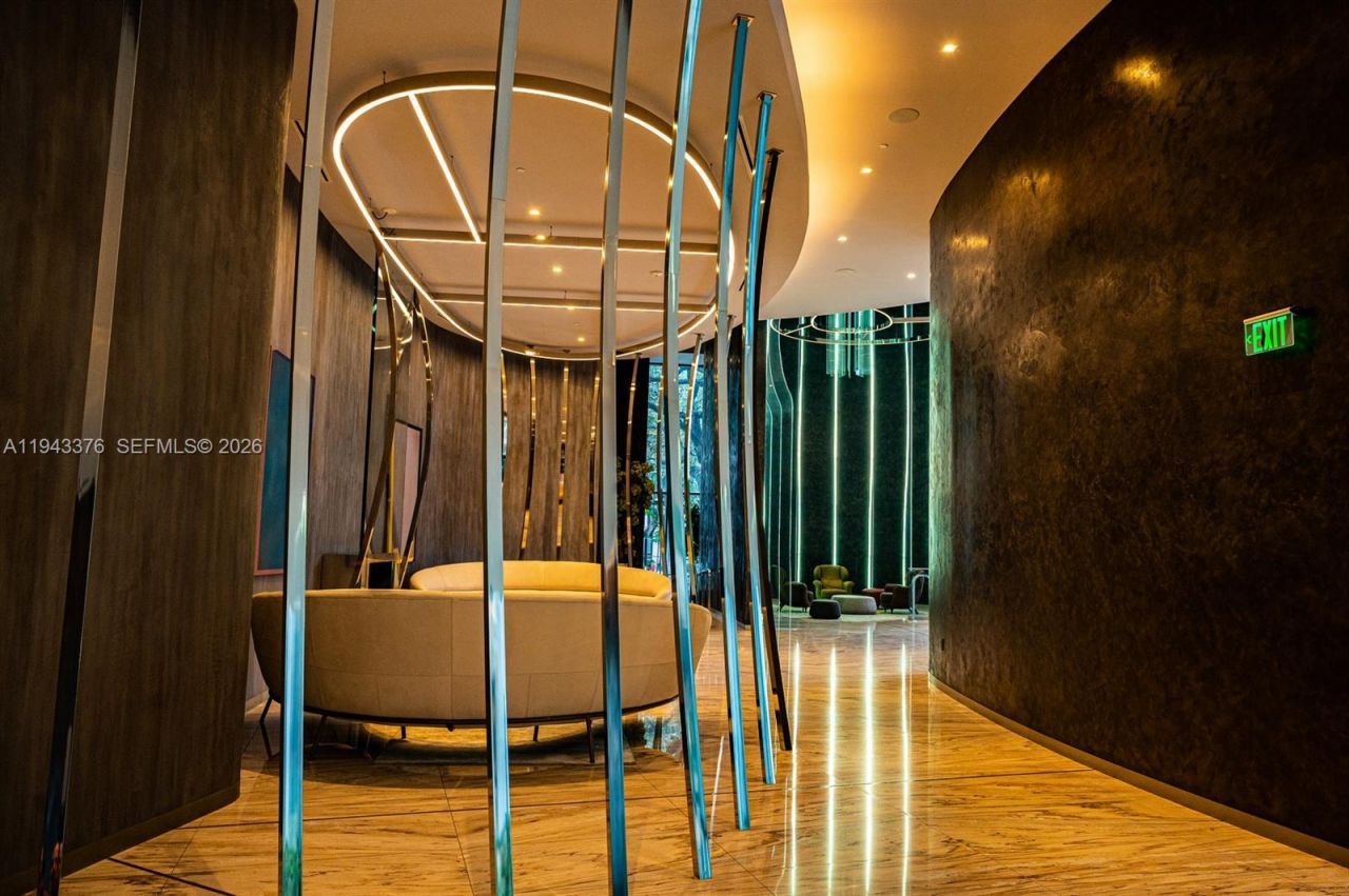 1000 Brickell Plz, Unit 1806, Miami, FL 33131 Photo