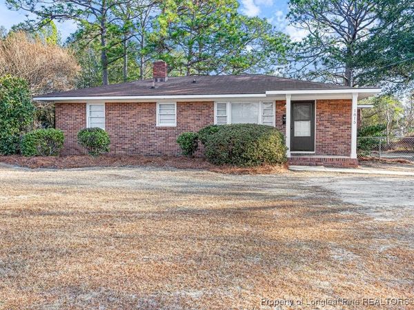 1815 Stockton Drive, Fayetteville, NC 28304