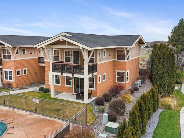 4395 Westshore Drive, Unit 102, Moses Lake, WA 98837