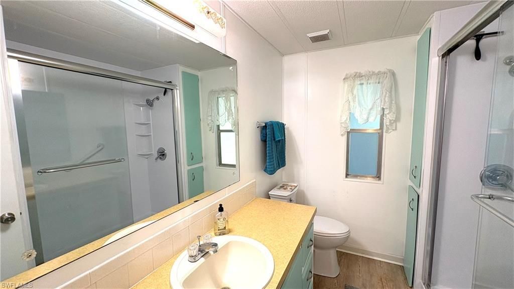 580 Winning Way, North Fort Myers, FL 33917 Photo