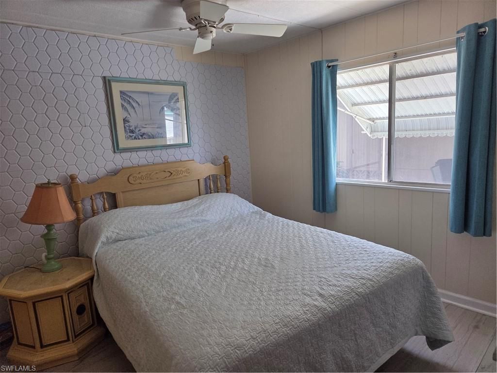 580 Winning Way, North Fort Myers, FL 33917 Photo