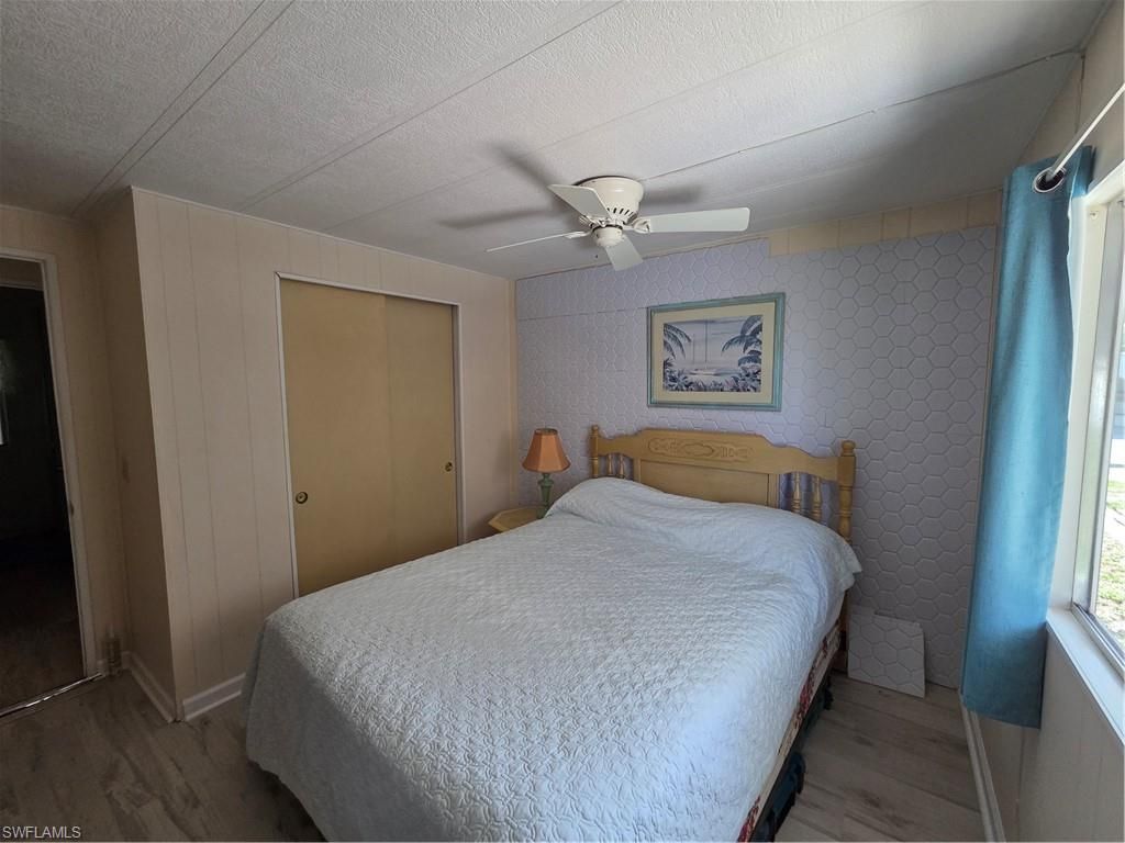 580 Winning Way, North Fort Myers, FL 33917 Photo