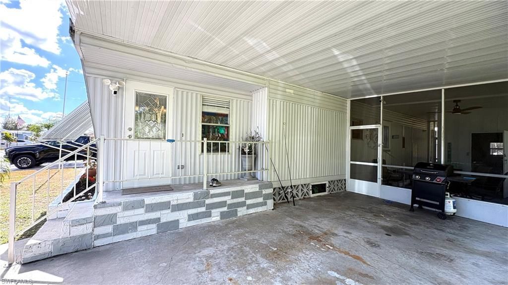 580 Winning Way, North Fort Myers, FL 33917 Photo