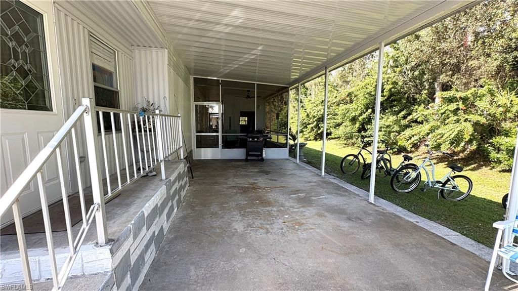 580 Winning Way, North Fort Myers, FL 33917 Photo