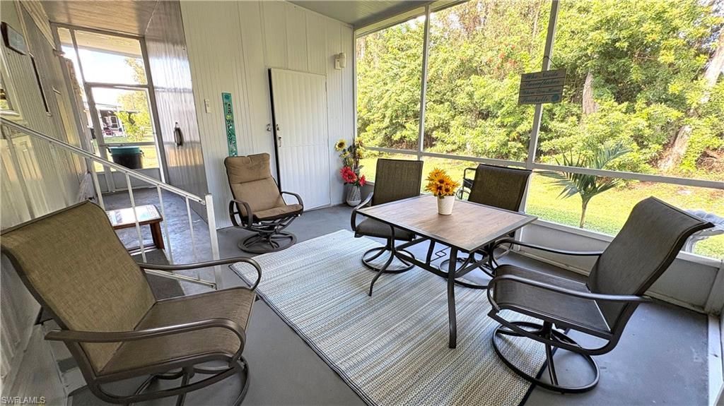 580 Winning Way, North Fort Myers, FL 33917 Photo