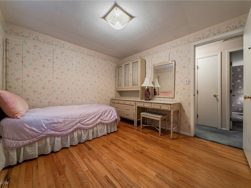 1195 Cordova Road, Mayfield Heights, OH 44124 Photo 13