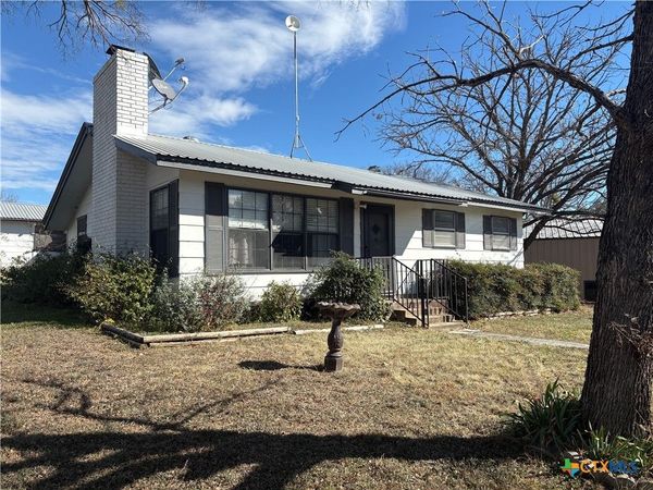 109 County Road 138b, Burnet, TX 78611