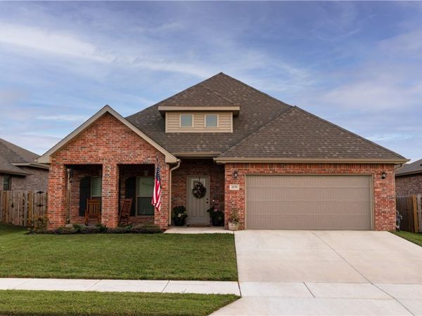 2131 Periwinkle Place, Centerton, AR 72719