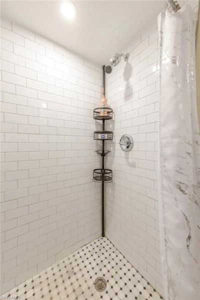 4605 Bayshore Dr., Unit G2, Naples, FL 34112 Photo